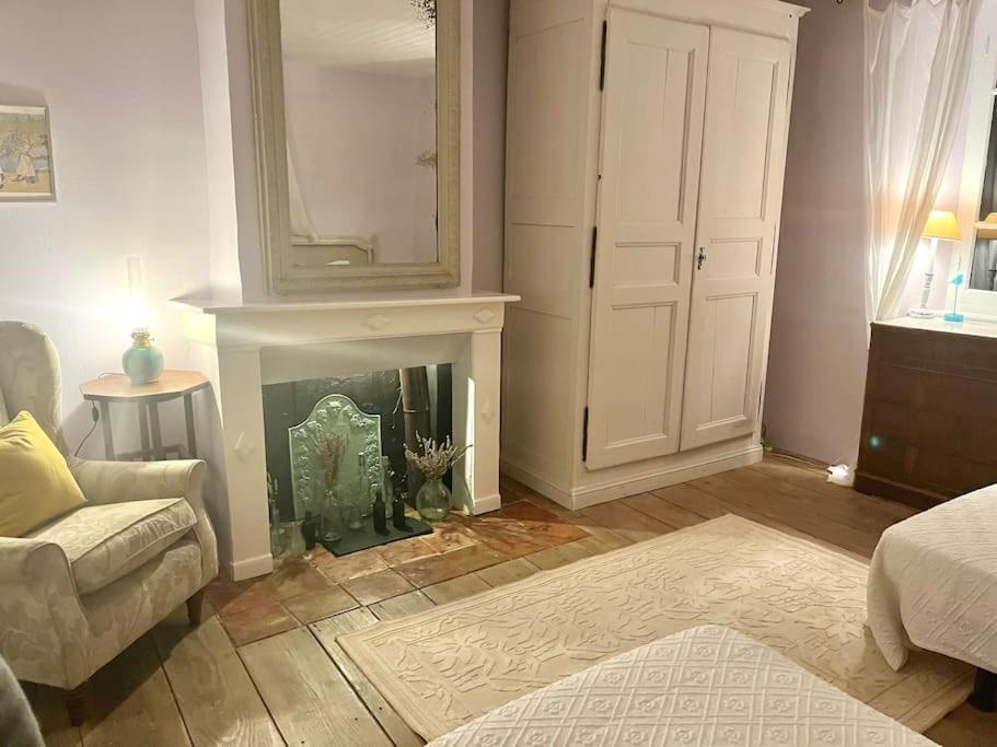 La Maison De Mama C: Charming French Village Home Sainte-Colombe-sur-lʼHers Esterno foto
