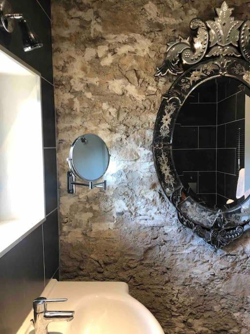 La Maison De Mama C: Charming French Village Home Sainte-Colombe-sur-lʼHers Esterno foto